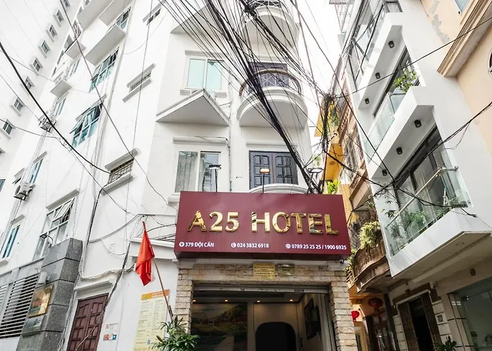 A25 Hotel - Doi Can